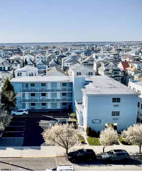 1110 Wesley Ave #204, Ocean City, NJ 08226