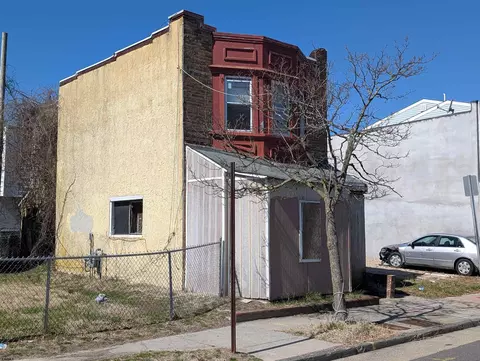 902 N Michigan Ave, Atlantic City, NJ 08401