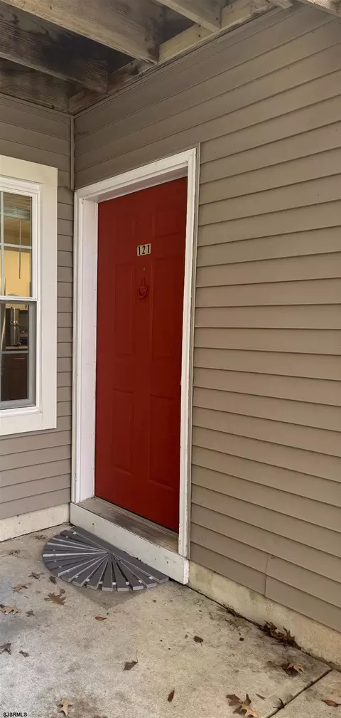 121 Driftwood Ct #121, Galloway, NJ 08205