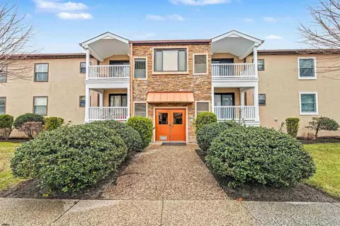 25 N Madison Ave #A 6, Margate City, NJ 08402