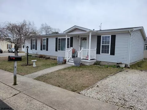4 Oaks Dr, Mays Landing, NJ 08330