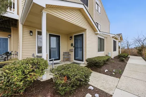 598 Mays Landing Rd #202, Somers Point, NJ 08244