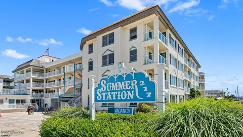 217 Beach Ave #315, Cape May, NJ 08204