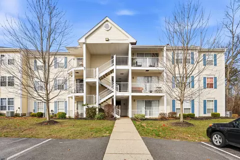 23 Apache Ct #23, Galloway, NJ 08205