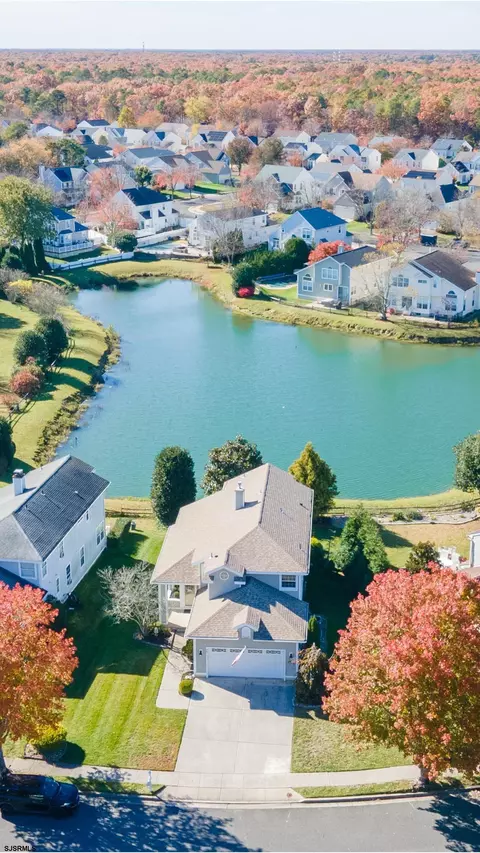 25 La Costa Dr, Egg Harbor Township, NJ 08234