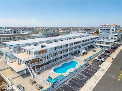 406 E Monterey Ave #305, Wildwood Crest, NJ 08260