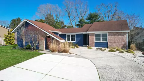 404 Leenie Ln, Linwood, NJ 08221