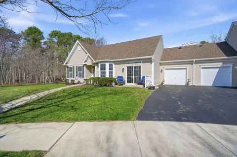 119 Dover Ct, Galloway, NJ 08205