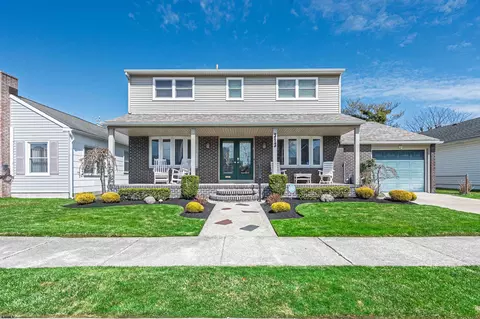 313 N Lancaster Ave, Margate City, NJ 08402