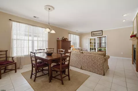 Dining - 102 Warwick Rd, Galloway, NJ 08205 photo 1 of 3