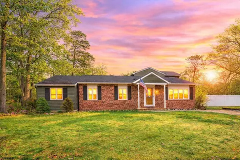 15 White Oak Dr, Ocean View, NJ 08230