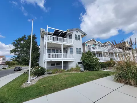 2574 West Ave #2, Ocean City, NJ 08226