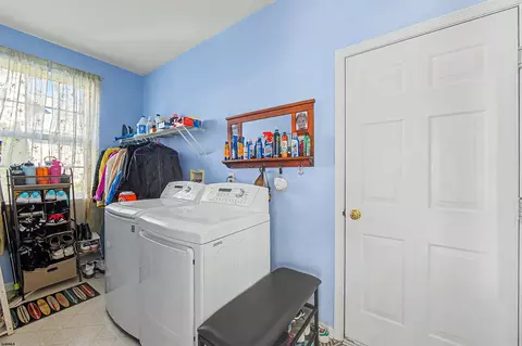 456 Exeter Ct, Galloway, NJ 08205 photo 34