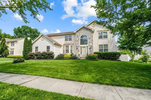 18 Thorobred Rd, Egg Harbor Township, NJ 08234