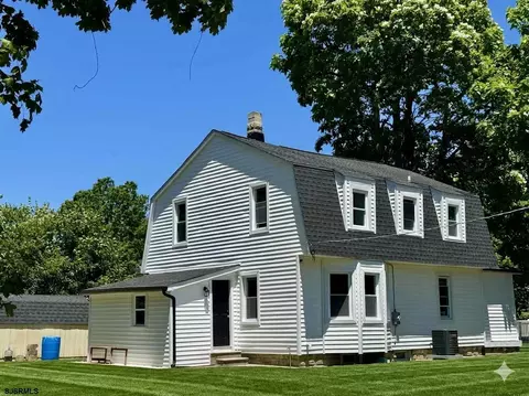 803 Seneca Ave, Pleasantville, NJ 08232