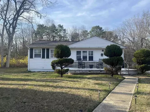 6114 Delilah Rd, Egg Harbor Township, NJ 08234
