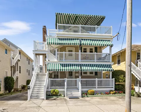 848 Park Pl #2, Ocean City, NJ 08226