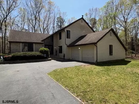 2403 Lahn Ln, Mays Landing, NJ 08330