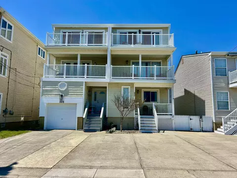 805 E Beach Ave #A, Brigantine, NJ 08203