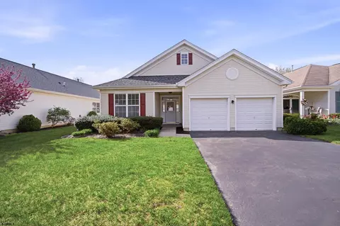 11 Pembrooke Way, Galloway, NJ 08205