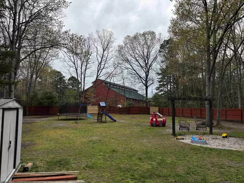 Exterior - 308 E Key Dr, Galloway, NJ 08205 photo 5 of 7