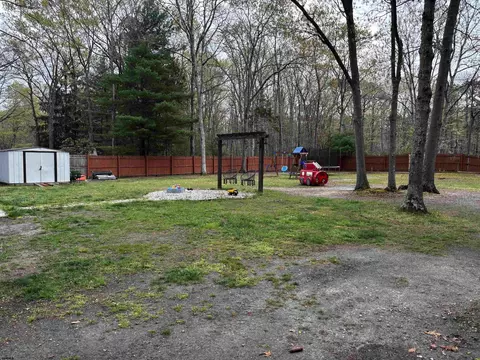 Exterior - 308 E Key Dr, Galloway, NJ 08205 photo 4 of 7