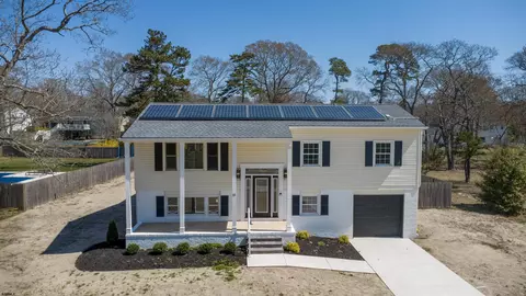 15 Red Oak Dr, Ocean View, NJ 08230