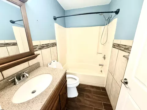 Bath - 715 Eagle Point Ct, Smithville, NJ 08205 photo 1 of 2