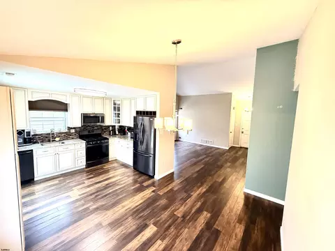 Kitchen - 715 Eagle Point Ct, Smithville, NJ 08205 photo 3 of 3