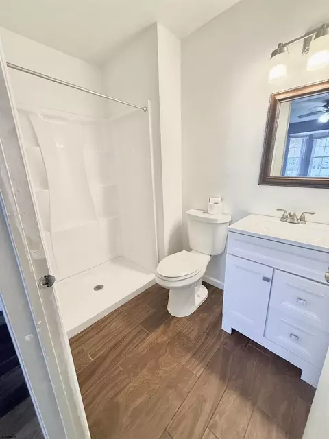 Bath - 715 Eagle Point Ct, Smithville, NJ 08205 photo 2 of 2