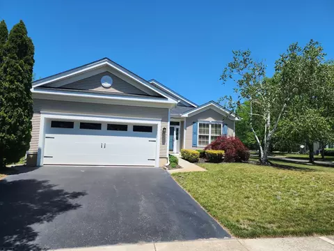 180 Southampton Dr, Galloway, NJ 08205