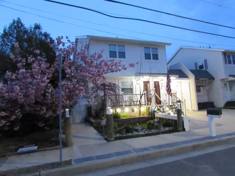 721 N Victoria Ave, Ventnor City, NJ 08406