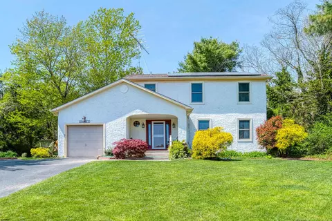 2 Evio John Ct, Marmora, NJ 08223