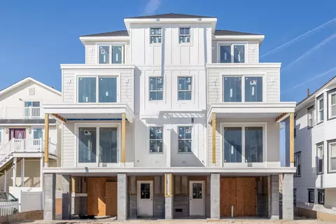 12 N Newport Ave, Ventnor City, NJ 08406