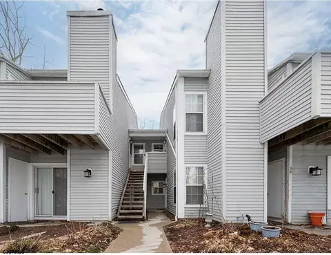 36 Pheasant Meadow Dr #36, Smithville, NJ 08205