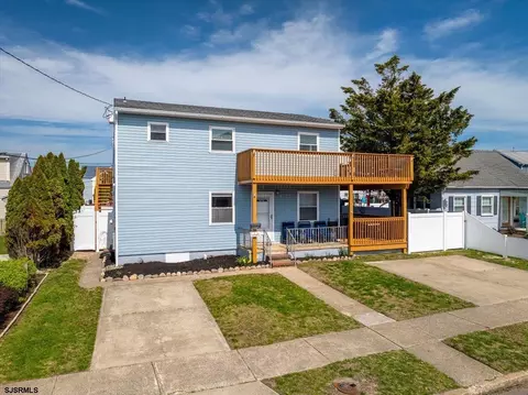 211 S 2nd St #2, Brigantine, NJ 08203