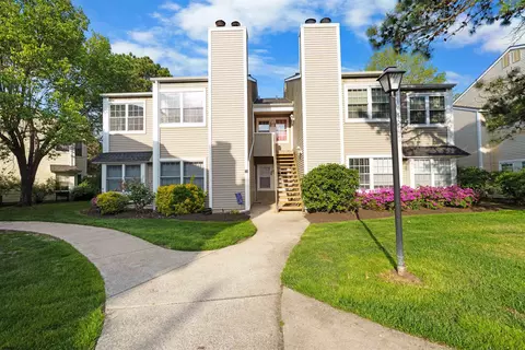 63 Driftwood Ct #BUILDING 34, Smithville, NJ 08205