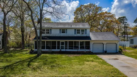 6 Black Oak Dr, Ocean View, NJ 08230