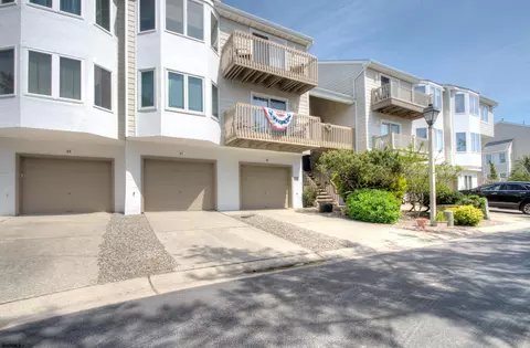 27 Seaside Rd #27, Brigantine, NJ 08203