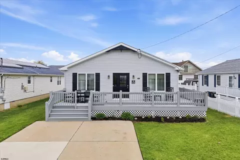 1312 Vardon Rd, Brigantine, NJ 08203