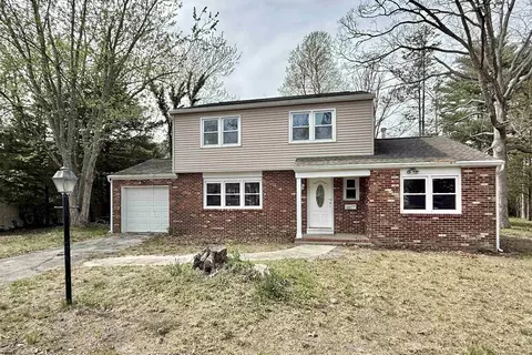 6321 Crocus St, Mays Landing, NJ 08330