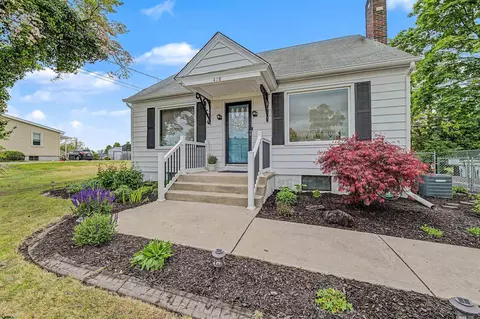 418 New Magnolia Rd, Vineland, NJ 08360