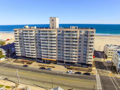 9400 Atlantic Ave #1016, Margate City, NJ 08402