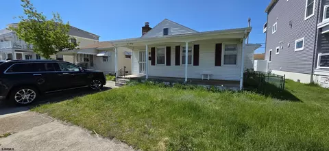 320 39th St, Brigantine, NJ 08203