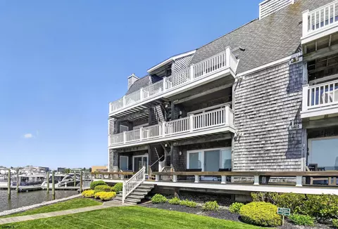 1401 Harbour Cv #1401, Somers Point, NJ 08244