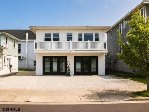 11 E 7th Ave #B, Ocean City, NJ 08226