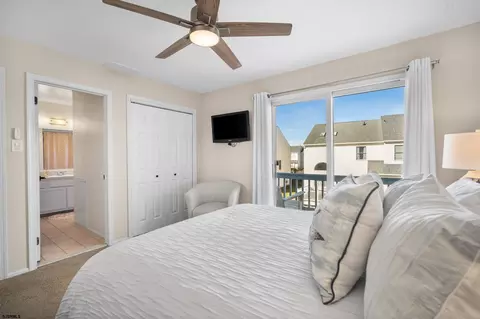 Bedroom - 321 Seashell Ln, Brigantine, NJ 08203 photo 2 of 4