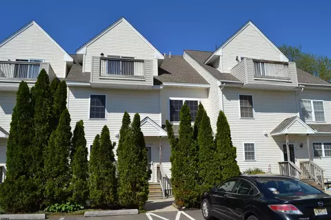 803 Jonathon Ct #803, Egg Harbor Township, NJ 08234
