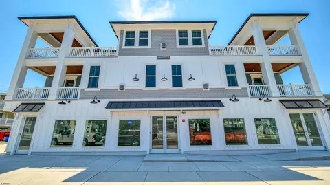 400 55th St #E, Ocean City, NJ 08226