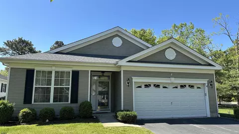 101 Newcastle Ct, Galloway, NJ 08205